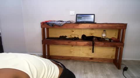 favgal online show from February 16, 2025, 8:43 am