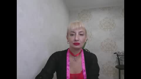 Snapshot of favorite_angel chatting on January 2, 2025, 10:11 pm favorite_angel online show from January 2, 2025, 10:11 pm