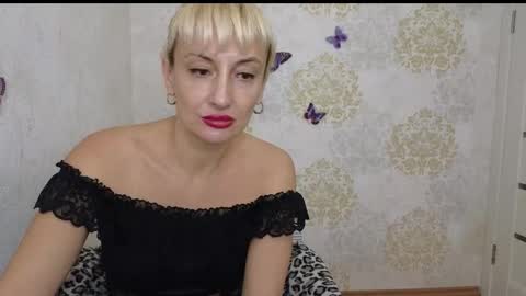 Snapshot of favorite_angel chatting on January 28, 2025, 5:11 am favorite_angel online show from January 28, 2025, 5:11 am