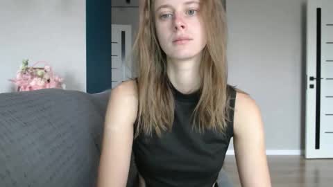 favoriteyour online show from October 13, 2025, 4:23 am