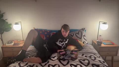 faxxyt online show from February 14, 2025, 3:22 am