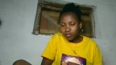 fayence09 online show from November 8, 2025, 9:35 pm