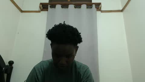 fayrie1 online show from September 21, 2025, 11:12 am