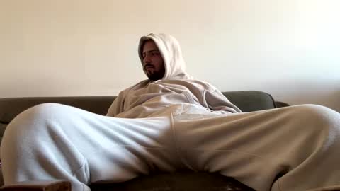 feet_fet online show from January 20, 2025, 11:56 am