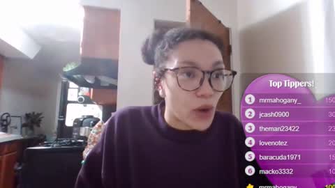 Snapshot of feetnymph chatting on January 15, 2025, 4:25 am Soley online show from January 15, 2025, 4:25 am