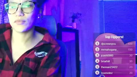 Snapshot of feetnymph chatting on January 16, 2025, 3:23 am Soley online show from January 16, 2025, 3:23 am