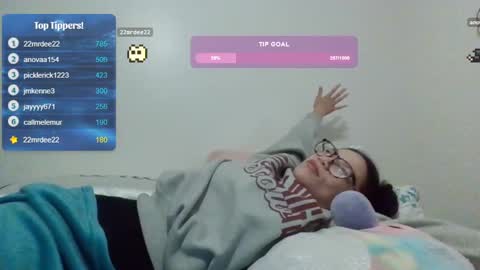 Snapshot of feetnymph chatting on February 6, 2025, 4:42 am Soley online show from February 6, 2025, 4:42 am