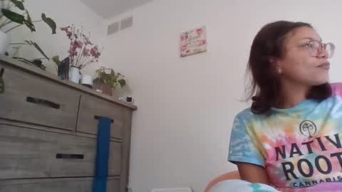 Snapshot of feetnymph chatting on October 6, 2025, 5:54 pm Soley online show from October 6, 2025, 5:54 pm