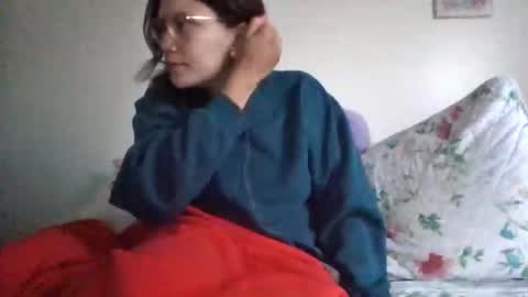 Snapshot of feetnymph chatting on October 26, 2025, 10:04 pm Soley online show from October 26, 2025, 10:04 pm