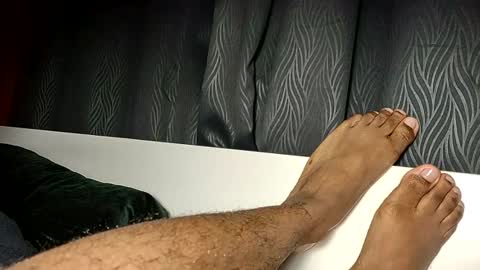 feetofmau online show from November 19, 2025, 7:19 am