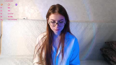 Hi Im Milly  nice 2 meet u 3 online show from April 11, 2026, 3:27 pm