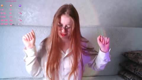 Hi Im Milly  nice 2 meet u 3 online show from April 17, 2026, 3:26 pm