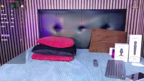 felipe_boy_18 online show from September 24, 2025, 4:16 am