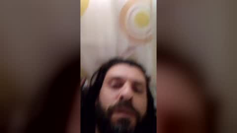 Snapshot of felipebh385495 chatting on June 14, 2026, 10:28 am felipebh385495 online show from June 14, 2026, 10:28 am