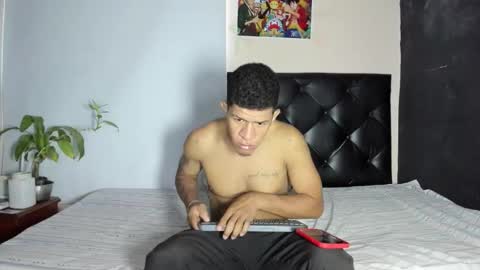 Snapshot of felipereyes28cm chatting on October 30, 2025, 8:31 pm  Felipe  online show from October 30, 2025, 8:31 pm