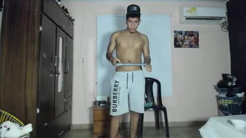  Felipe  online show from November 27, 2025, 5:42 am