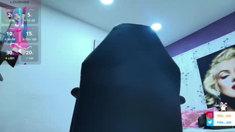 Snapshot of felix__star chatting on November 1, 2025, 8:22 pm Felix online show from November 1, 2025, 8:22 pm