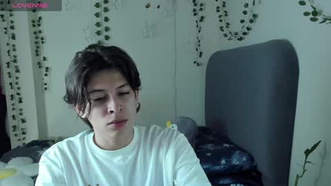 Felix leex online show from January 3, 2025, 6:57 pm