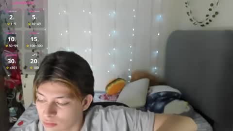 Felix leex online show from December 17, 2025, 7:09 pm