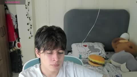 Snapshot of felix_leex chatting on May 31, 2026, 7:59 pm Felix leex online show from May 31, 2026, 7:59 pm