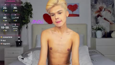 Felix online show from February 15, 2025, 8:54 pm