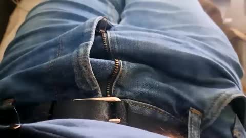 felixske online show from December 24, 2024, 2:01 pm