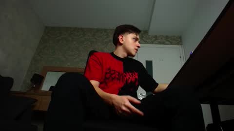 FelixStark online show from November 2, 2025, 4:59 am