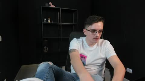 FelixStark online show from May 6, 2026, 4:41 am
