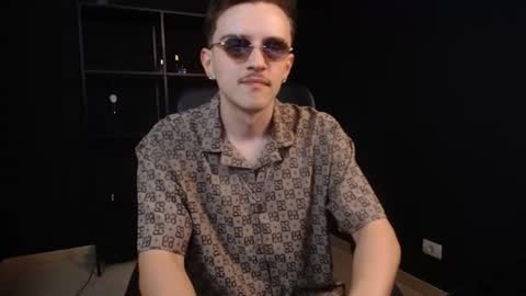 Snapshot of felixstark chatting on July 7, 2026, 5:54 am FelixStark online show from July 7, 2026, 5:54 am