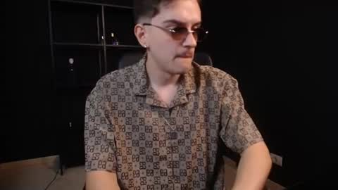 Snapshot of felixstark chatting on July 7, 2026, 6:47 am FelixStark online show from July 7, 2026, 6:47 am
