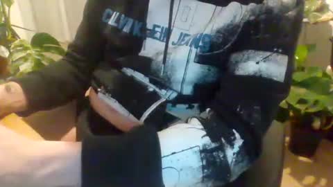 fem_alice_louis_dom online show from October 19, 2025, 1:17 am