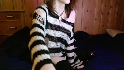 femboyflowers online show from January 25, 2025, 7:06 am