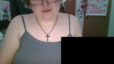 Snapshot of femcelsam chatting on April 1, 2026, 4:24 am femcelsam online show from April 1, 2026, 4:24 am