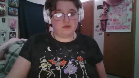 Snapshot of femcelsam chatting on April 3, 2026, 3:59 am femcelsam online show from April 3, 2026, 3:59 am