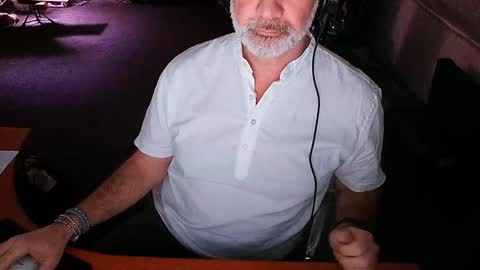 Piggy online show from February 7, 2025, 1:36 am