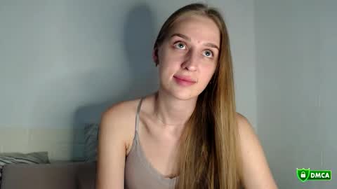 Femke online show from September 14, 2025, 7:35 pm