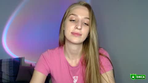 Femke online show from September 18, 2025, 8:33 pm