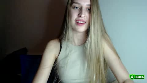 Femke online show from October 12, 2025, 1:37 am