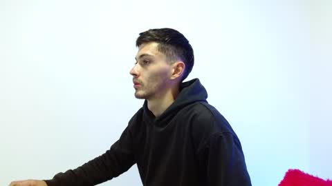 FeniXtream online show from December 11, 2024, 1:39 pm