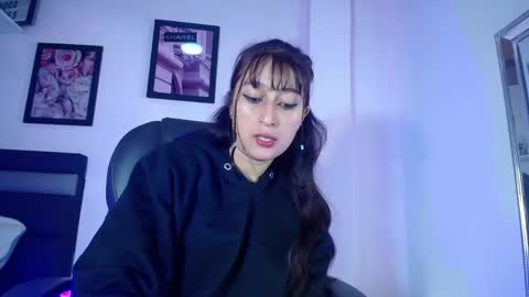 Snapshot of fenixx_19 chatting on April 8, 2026, 11:21 am Fenix online show from April 8, 2026, 11:21 am