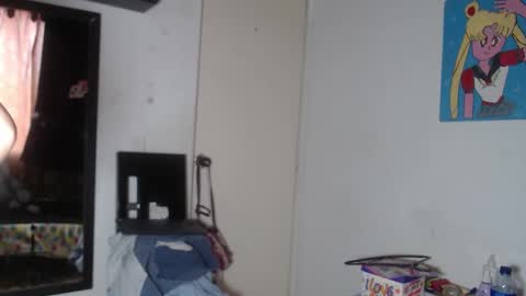 Snapshot of fenixxx1604 chatting on February 18, 2026, 8:16 pm Fenixxx online show from February 18, 2026, 8:16 pm