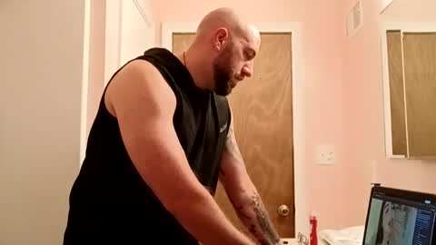 fenrir226453 online show from April 14, 2026, 11:27 am