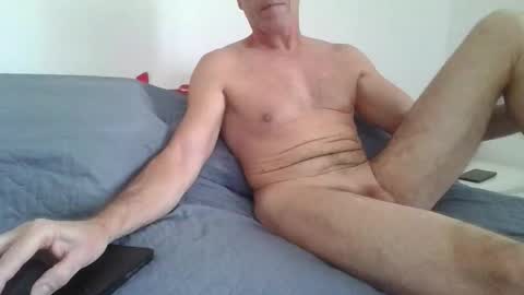 fergi1999 online show from October 18, 2025, 8:15 am