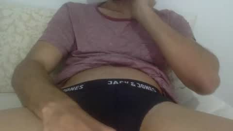 fernancanary online show from November 22, 2025, 6:56 am