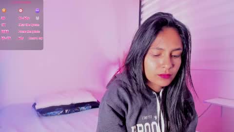 fernanda_liie_ online show from May 12, 2026, 1:52 pm