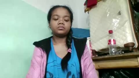 fetranialdy online show from November 25, 2025, 3:50 am