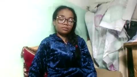 fetranialdy online show from February 11, 2026, 6:07 am