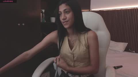 Freyja  online show from April 8, 2026, 1:16 am