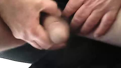 Snapshot of fh1963 chatting on February 25, 2026, 1:10 pm fh1963 online show from February 25, 2026, 1:10 pm