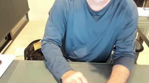 fhetzl online show from November 9, 2025, 2:21 am